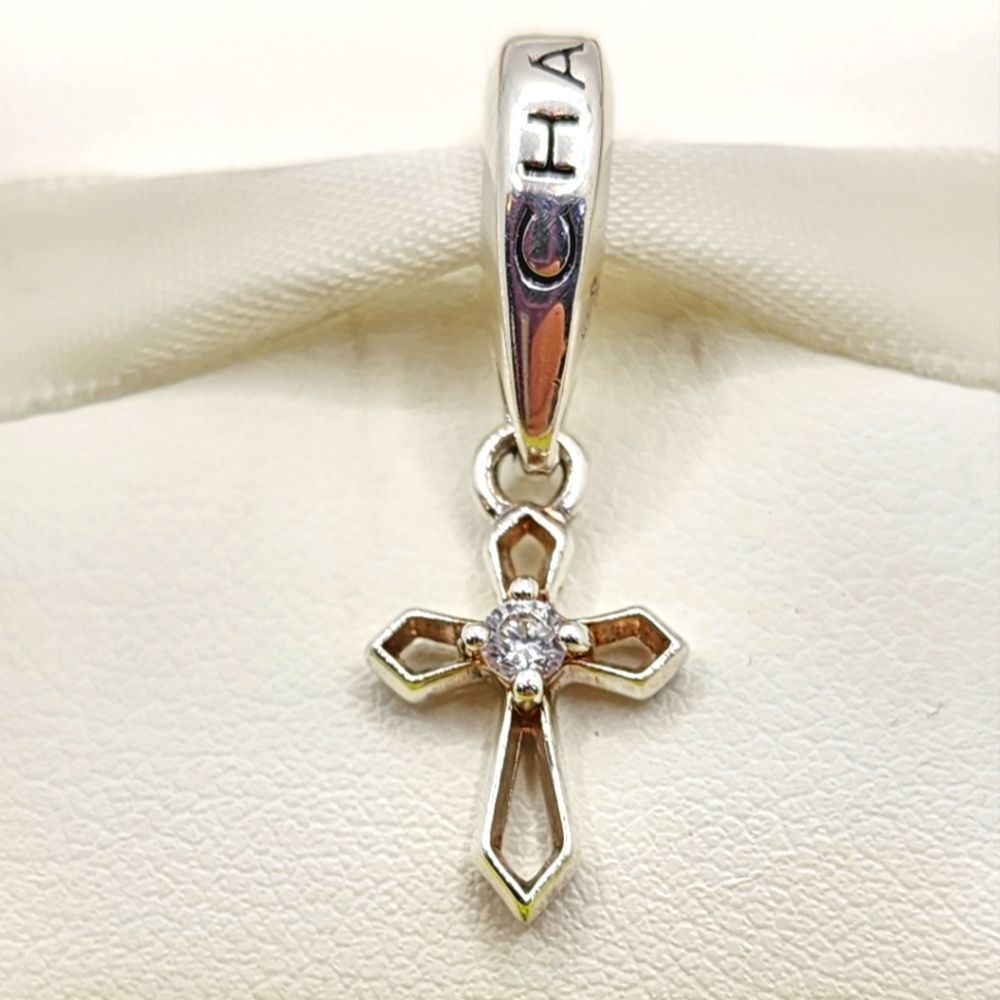 NIB AUTHENTIC JEWELED CZ CROSS STERLING SILVER CHARM FOR PANDORA BRACELETS